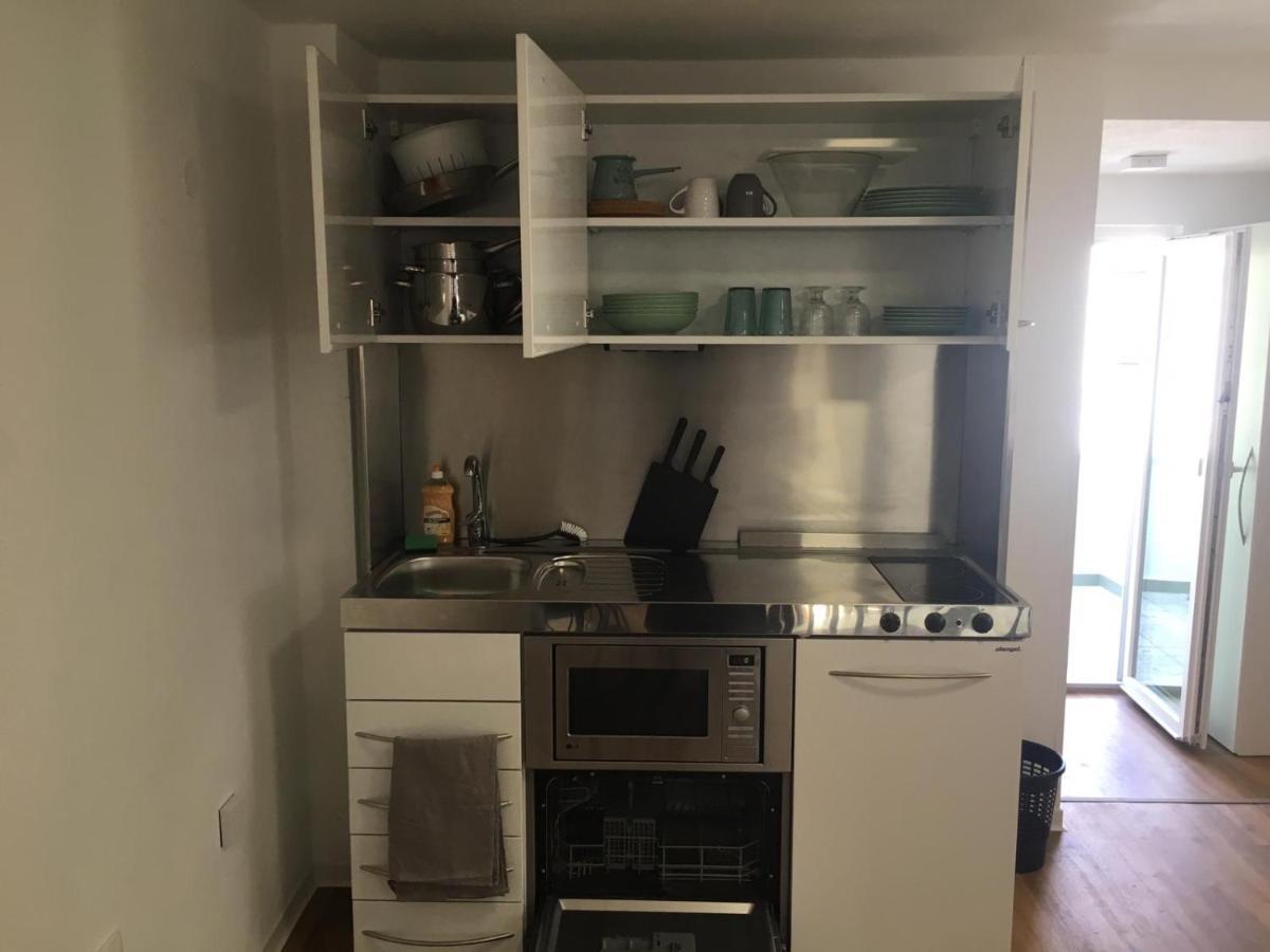 Apartmaji Sara, Izola - Isola Экстерьер фото